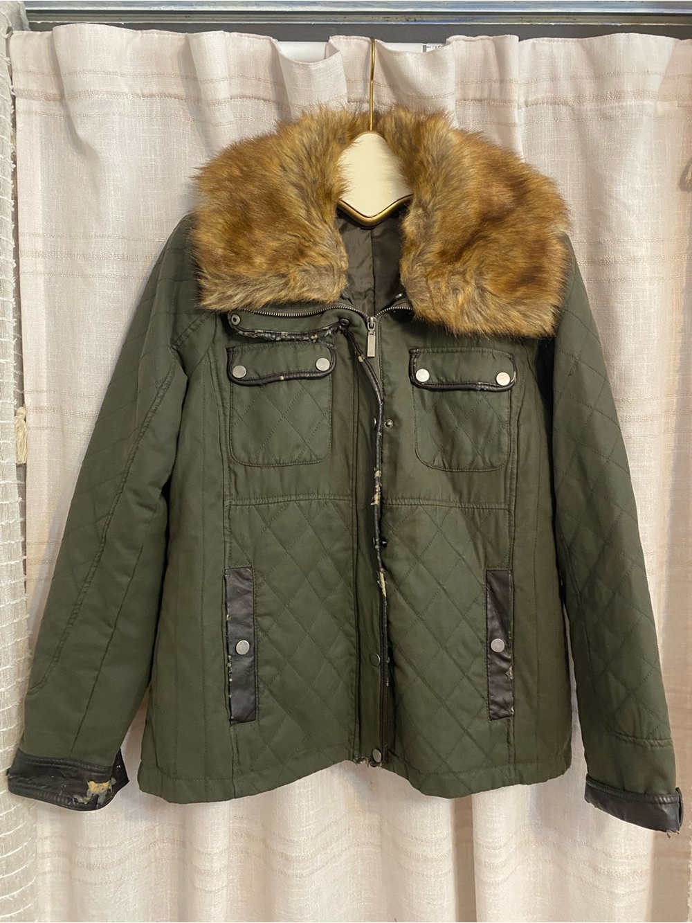 Centigrade Olive Green Quilted Utility Jacket with Faux Fur Collar - L